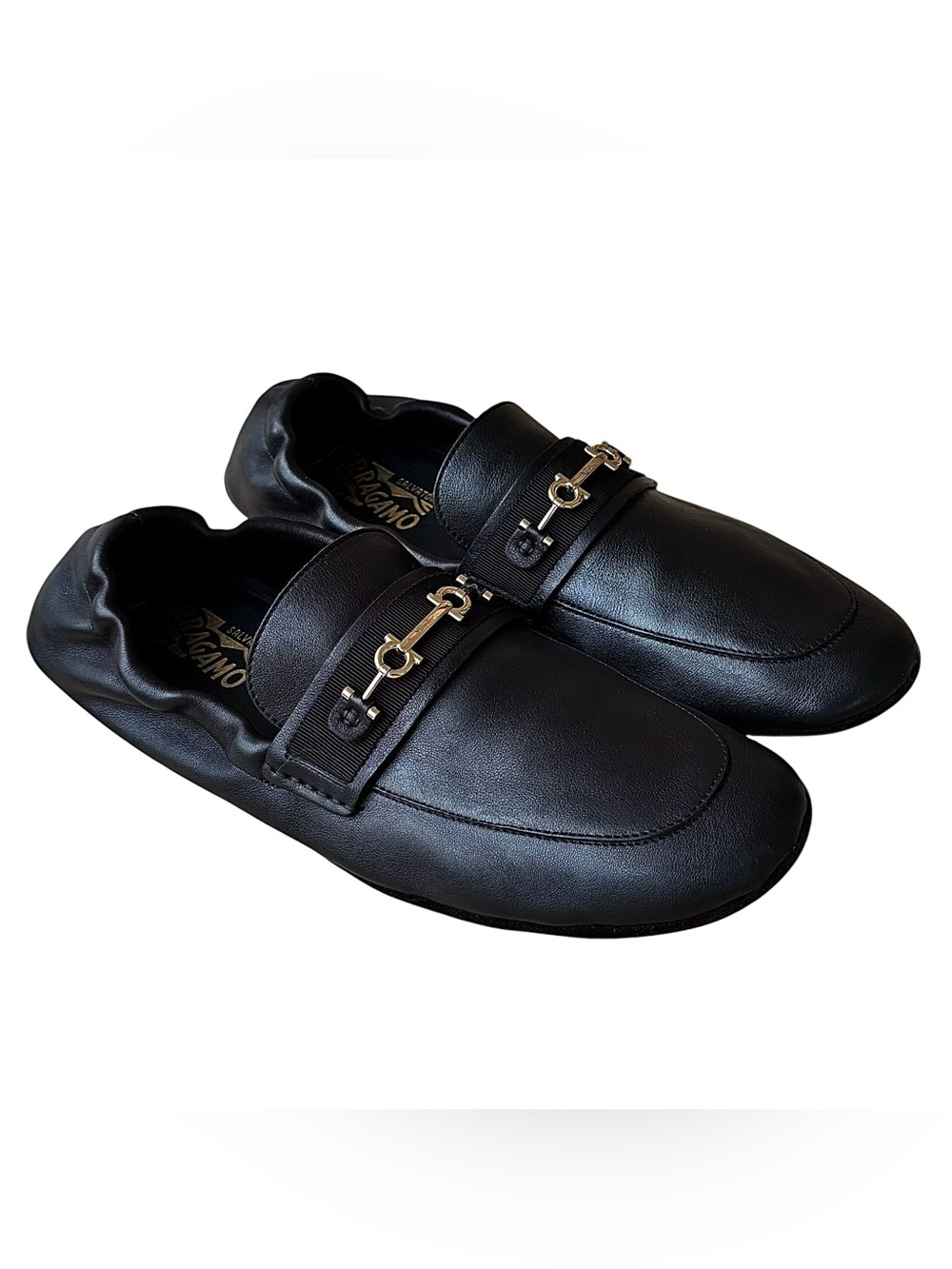 FERRAGAMO Gancini Black Leather Ornament Driver w/ Ribbon & Logo Detail